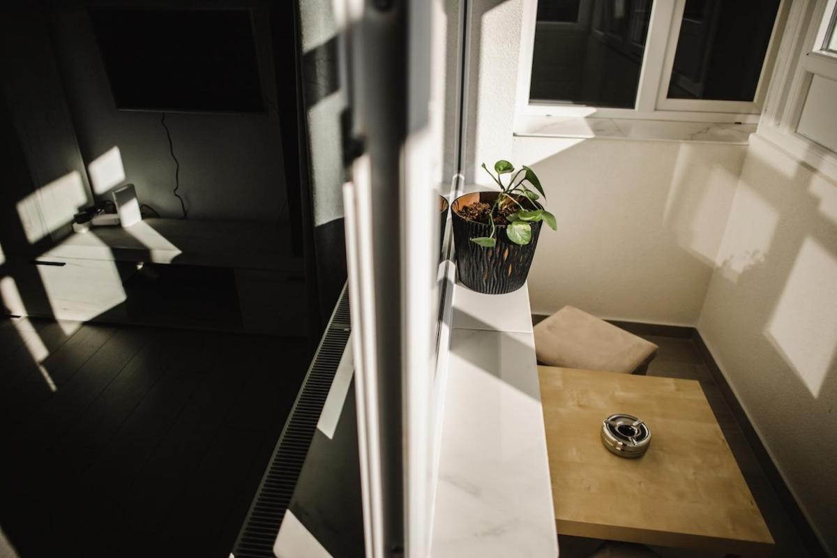 Cozyapartment Near Metrogorjului Bucarest